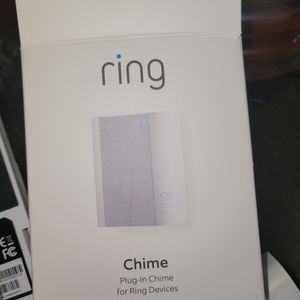 Ring peep hole doorbell camera with chime